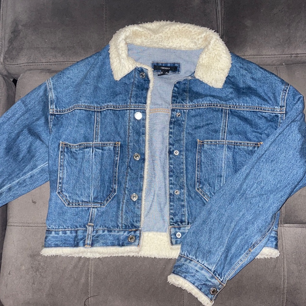 Jean Jacket with Fur collar
